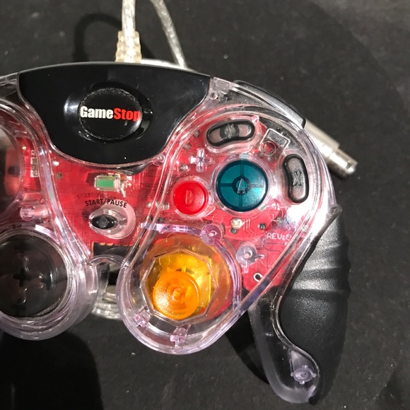 GameStop Nintendo GameCube LED Controller (RED) - Picture 5 of 7